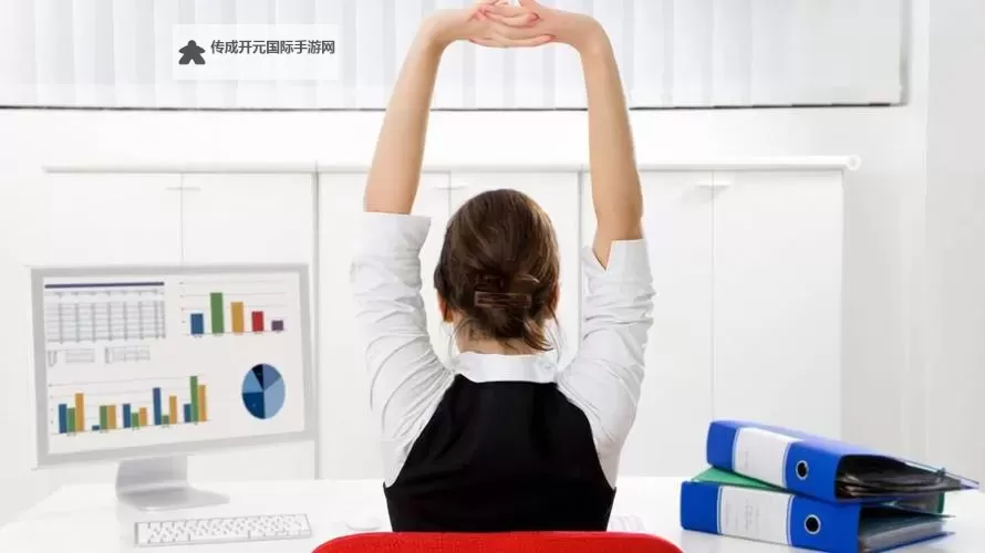 提升效率新体验：坐在办公室桌子做运动的健康秘籍图1