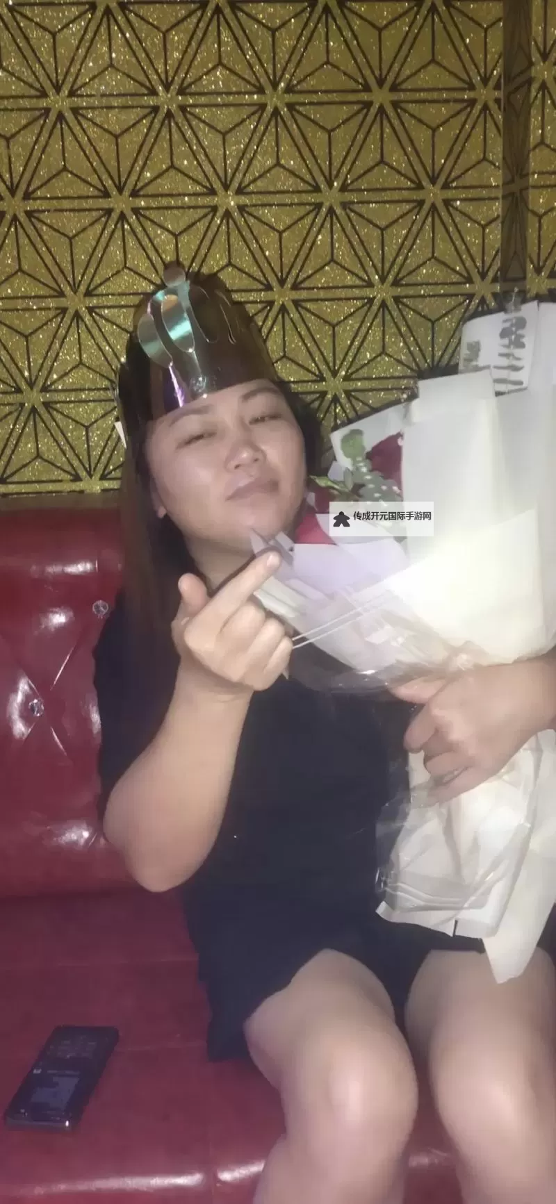 婷婷色色v偷偷：探秘隐秘角落的秘密瞬间图1