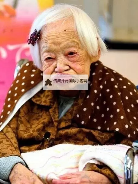 探索日本肥胖老太太的BBWW：健康与文化的双重视角图1