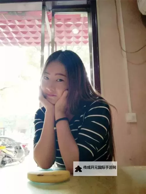 激情碰撞：婷婷你懂的秘密花园图1