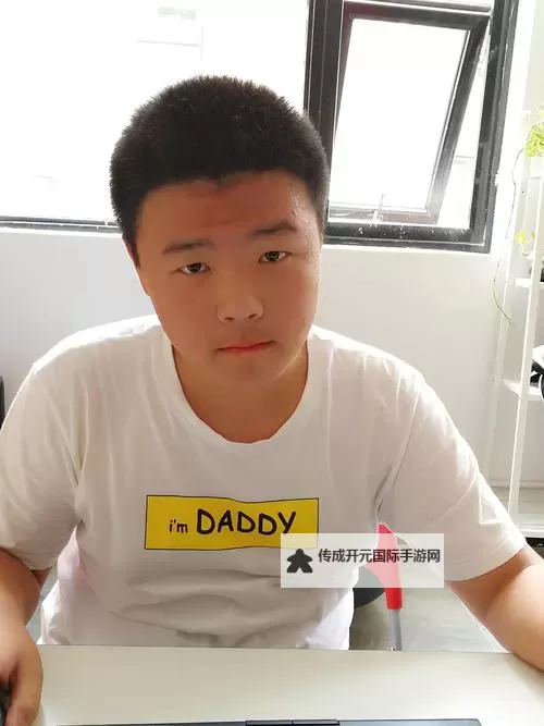 张飞跃视频：从默默无闻到粉丝爆棚的成长之路图1